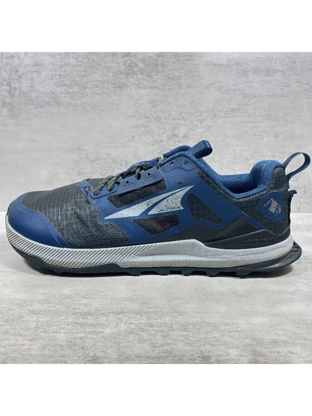 Altra Lone Peak 8 Trail Running Shoes - Men's Size 11 - Blue